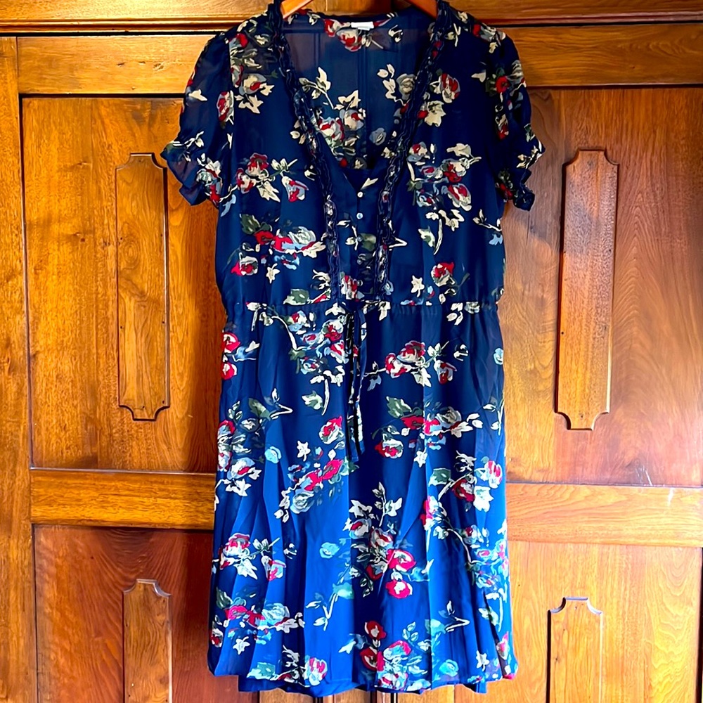 Converse Navy Floral Dress Size XL